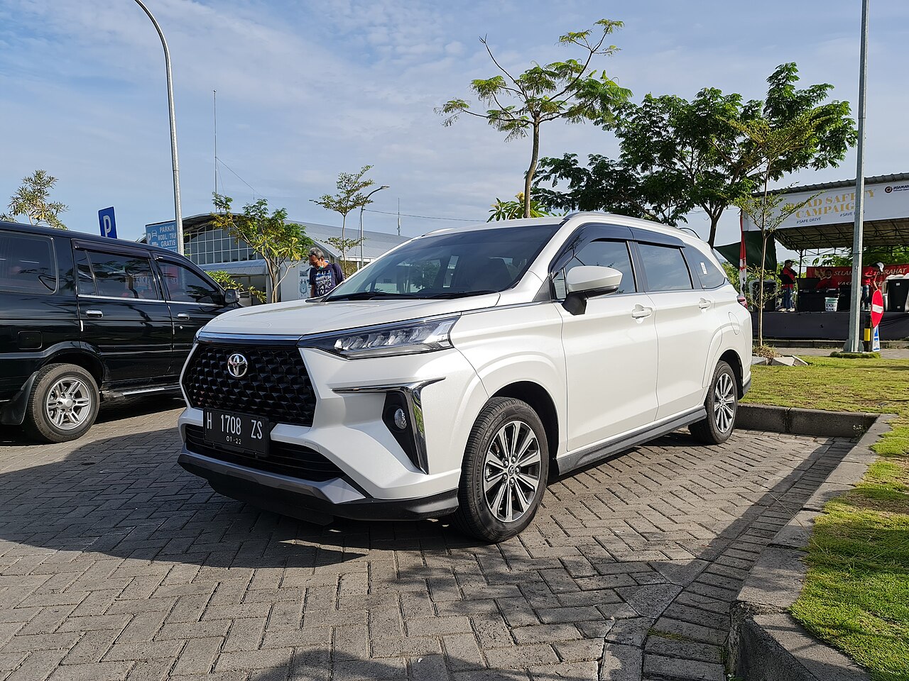 Toyota Veloz Cross – xe 7 chỗ cho gia đình phân khúc MPV cỡ nhỏ